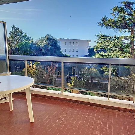 Olympe Apartment